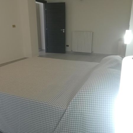 Home Mazzei Piazza Bilotti Cosenza Phòng bức ảnh