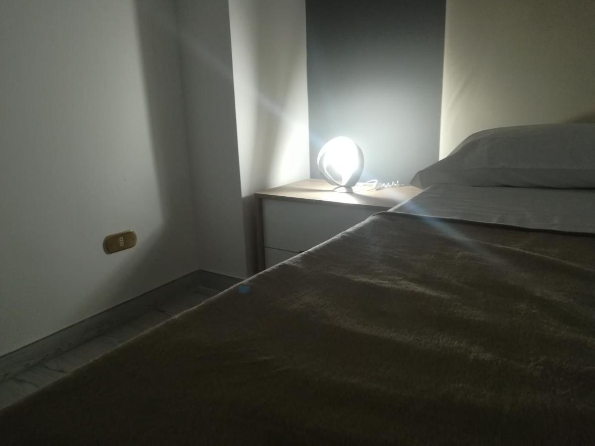 Home Mazzei Piazza Bilotti Cosenza Phòng bức ảnh